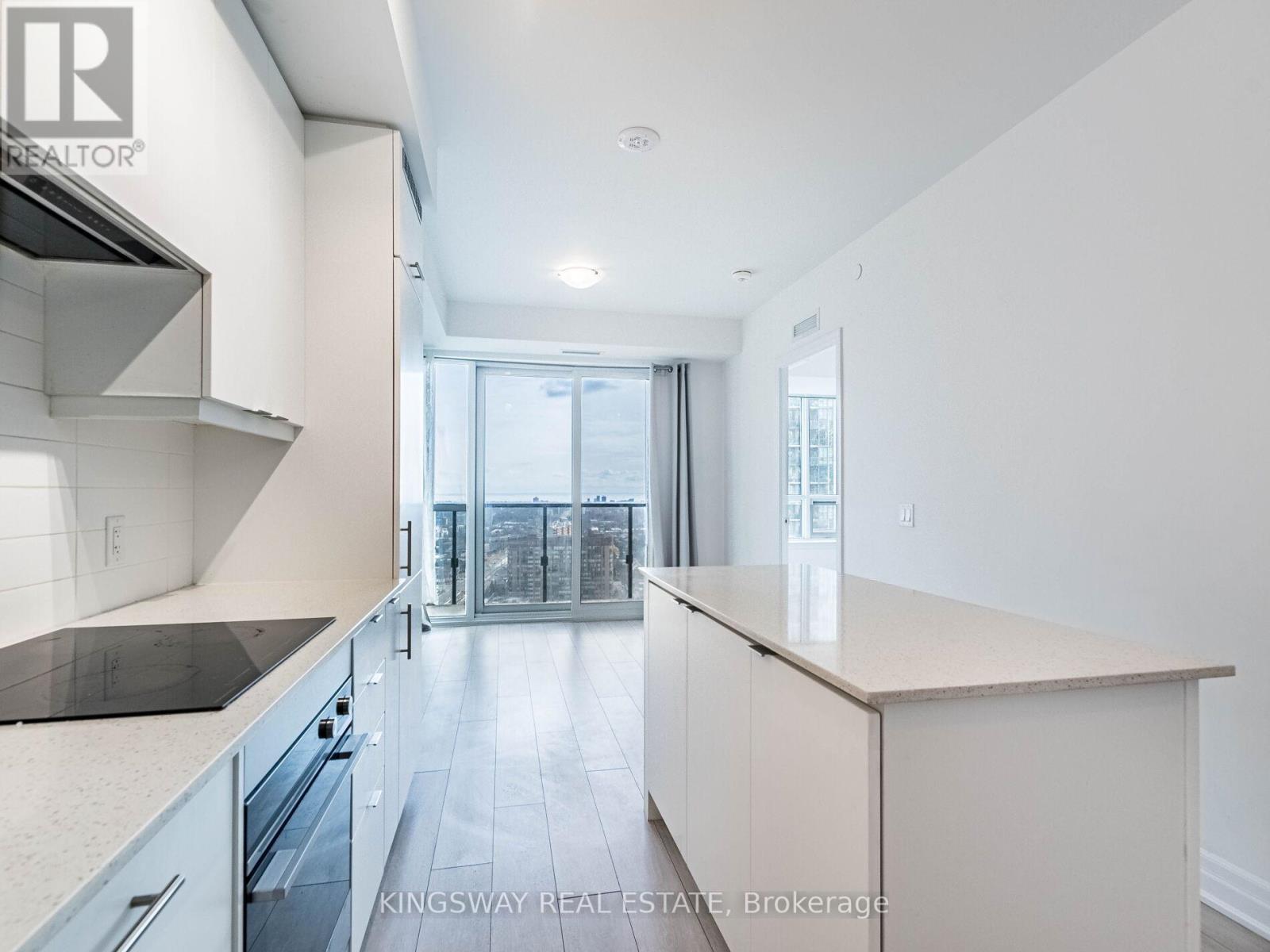 2105 - 30 Elm Drive, Mississauga, Ontario  L5B 0N3 - Photo 10 - W12606976