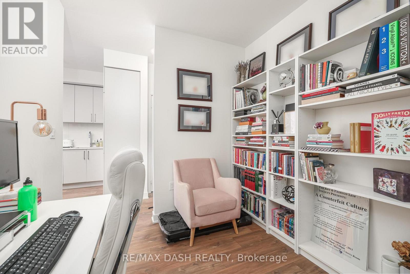 1215e - 576 Front Street W, Toronto, Ontario  M5V 1C1 - Photo 14 - C12607002