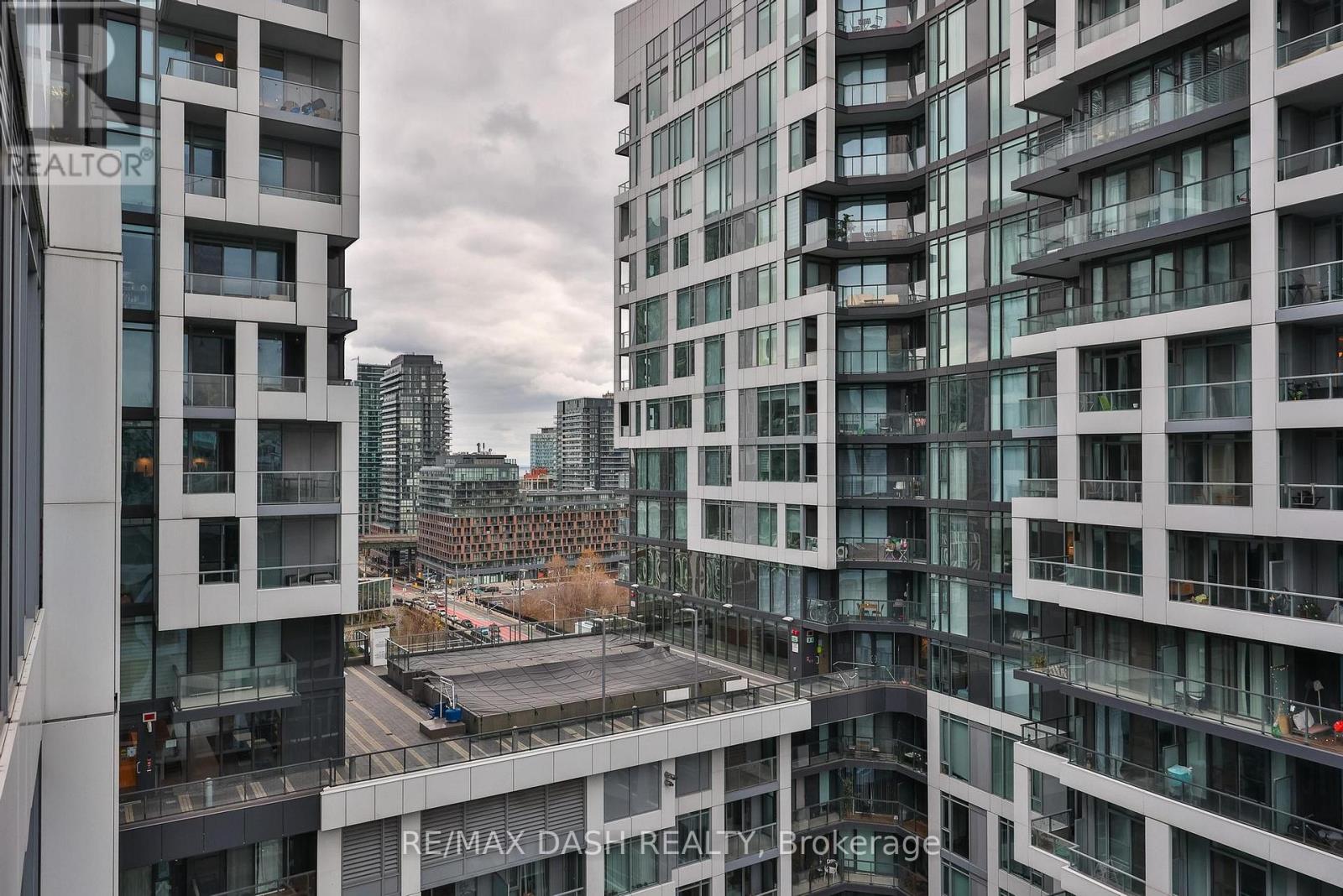 1215e - 576 Front Street W, Toronto, Ontario  M5V 1C1 - Photo 27 - C12607002