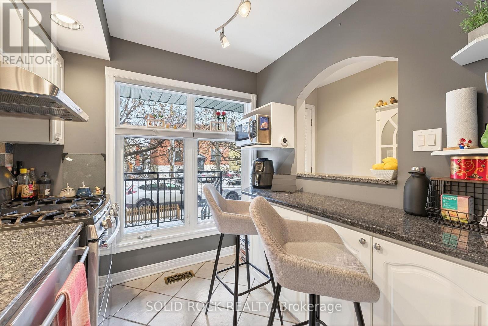 395 Mackay Street, Ottawa, Ontario  K1M 2C5 - Photo 13 - X12607012