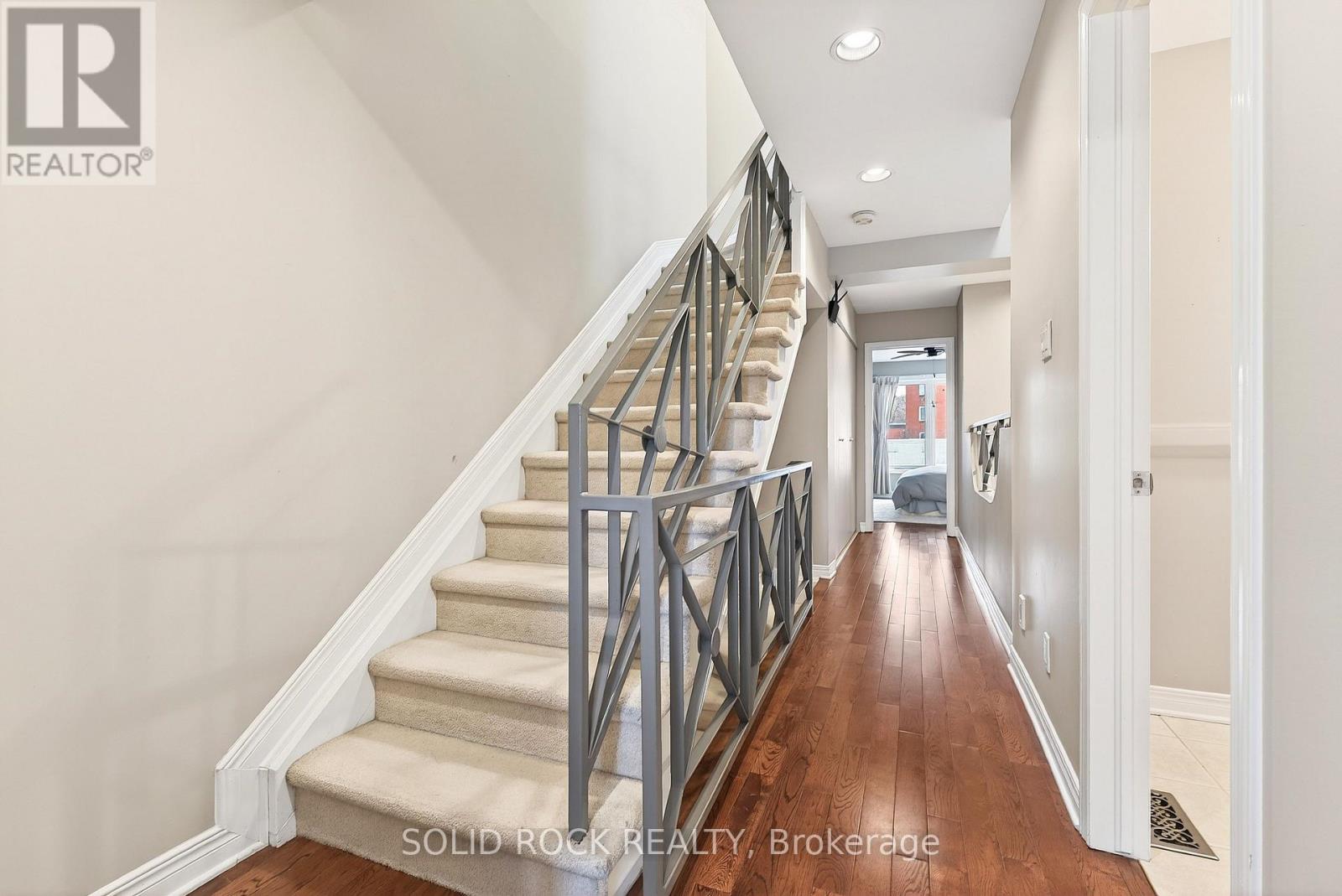 395 Mackay Street, Ottawa, Ontario  K1M 2C5 - Photo 32 - X12607012