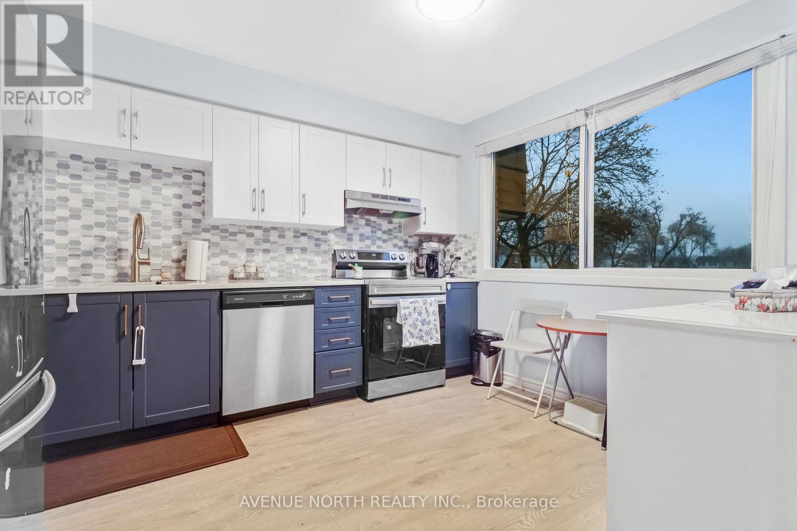 25 - 665 Hochelaga Street, Ottawa, Ontario  K1K 2E8 - Photo 2 - X12607014