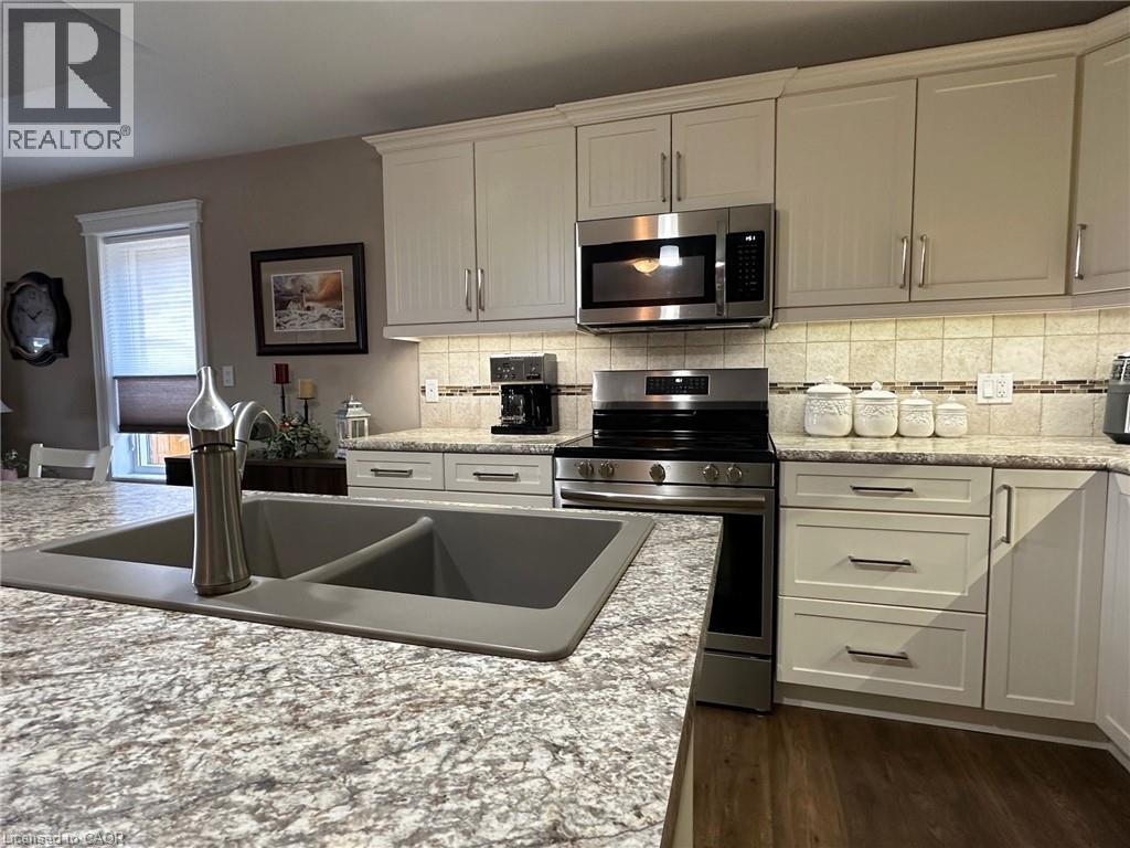 164 Angler Avenue, Port Dover, Ontario N0A 1N3 - Photo 12 - 40763808