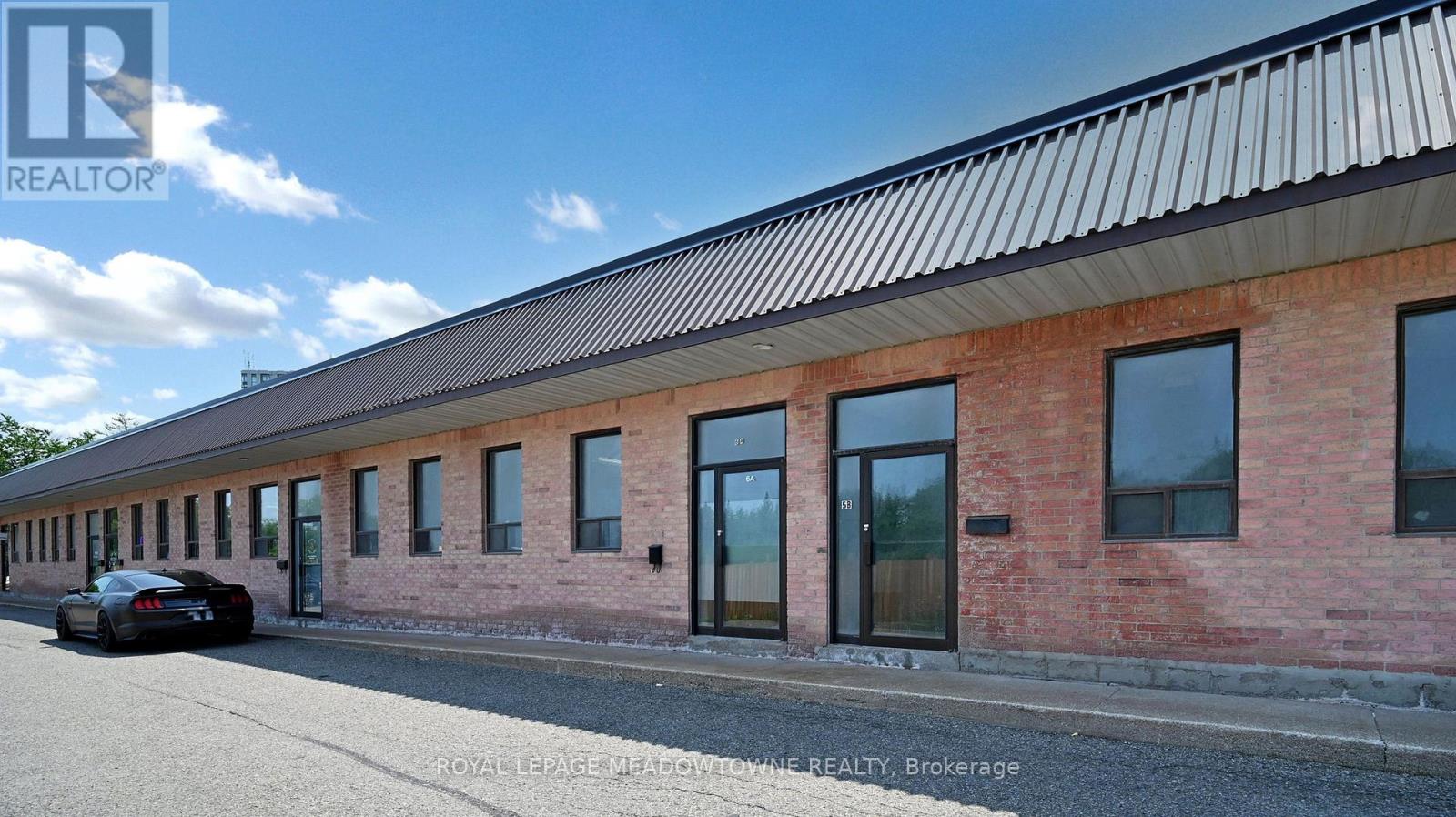 6a - 305 Armstrong Avenue, Halton Hills, Ontario L7G 4X6 - Photo 2 - W12606854