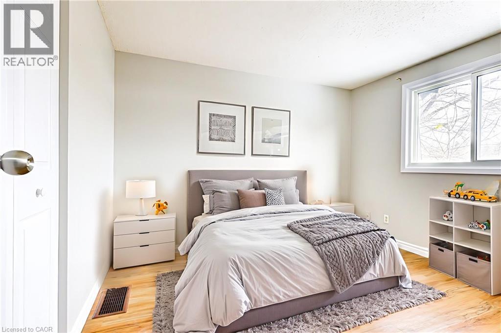 30a Helene Crescent, Waterloo, Ontario N2L 5E5 - Photo 24 - 40787797