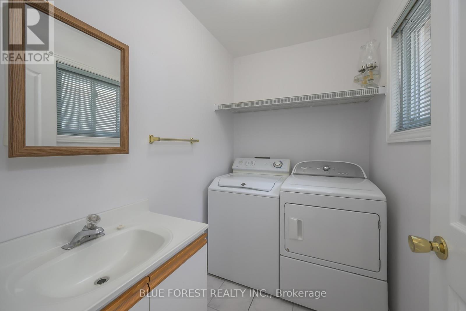 547 Creston Avenue, London South, Ontario N6C 3A5 - Photo 13 - X12607028