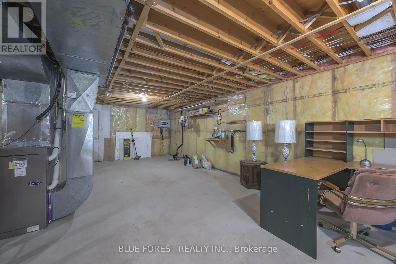 547 Creston Avenue, London South, Ontario N6C 3A5 - Photo 18 - X12607028