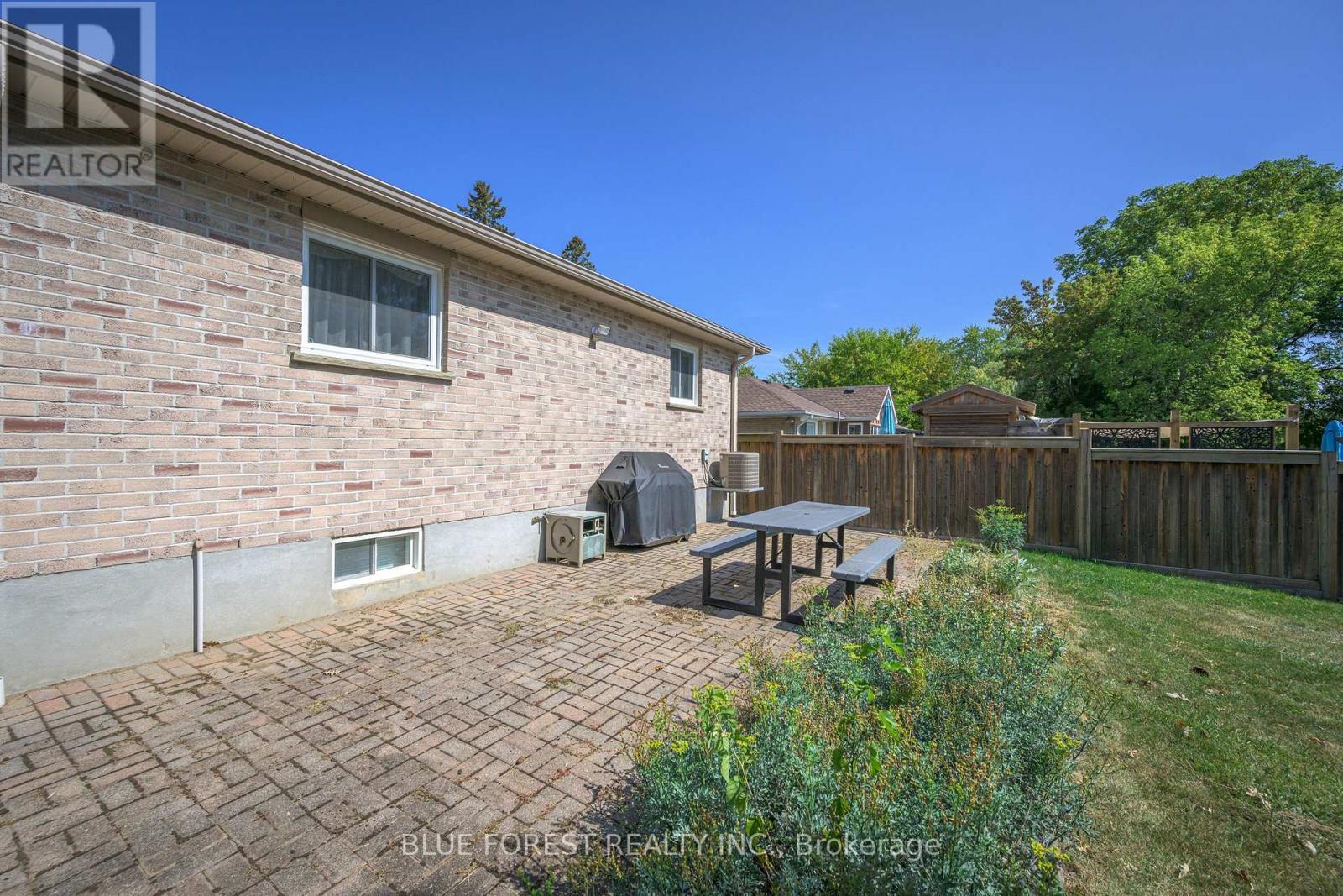 547 Creston Avenue, London South, Ontario N6C 3A5 - Photo 19 - X12607028