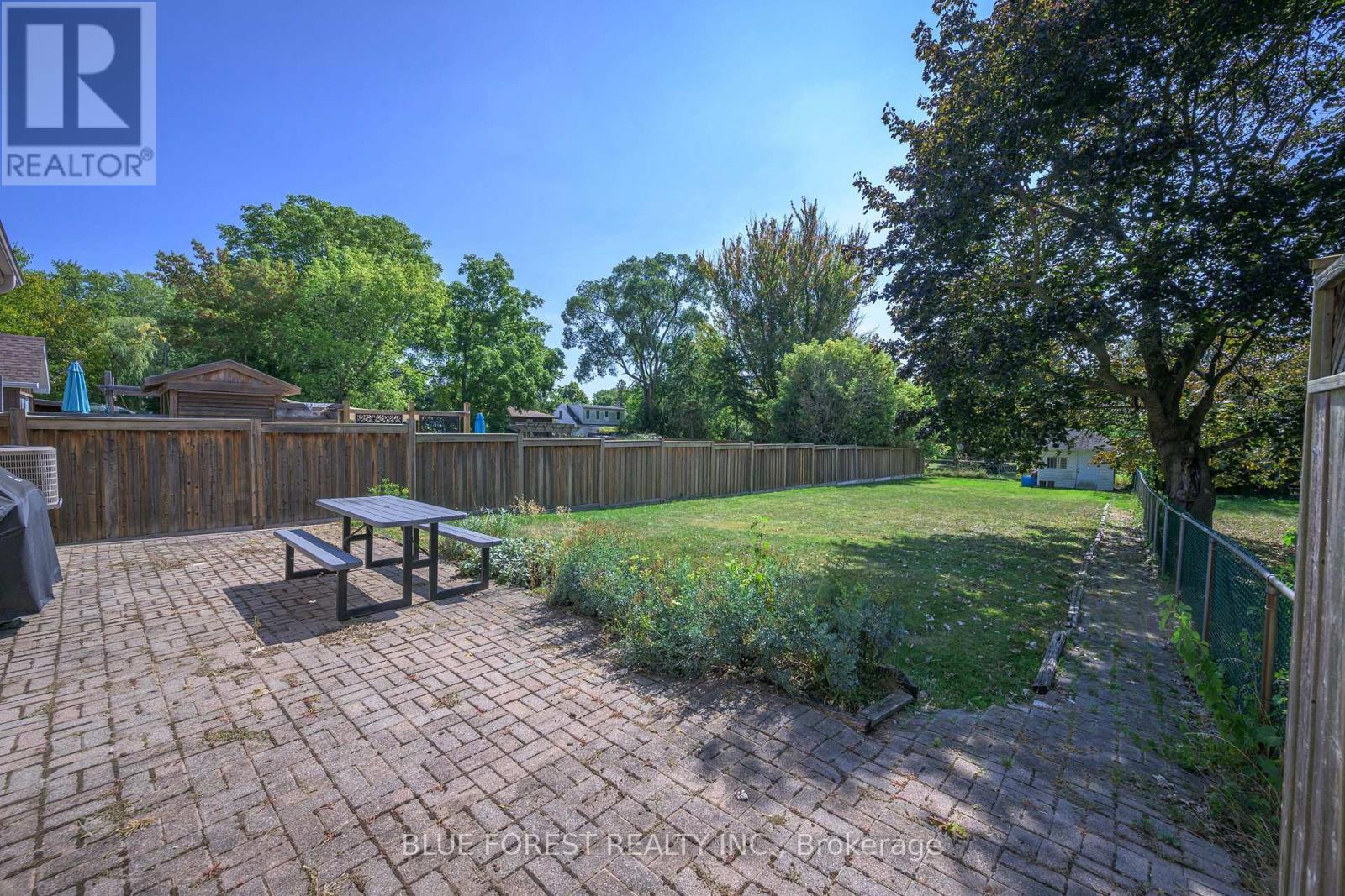 547 Creston Avenue, London South, Ontario N6C 3A5 - Photo 20 - X12607028