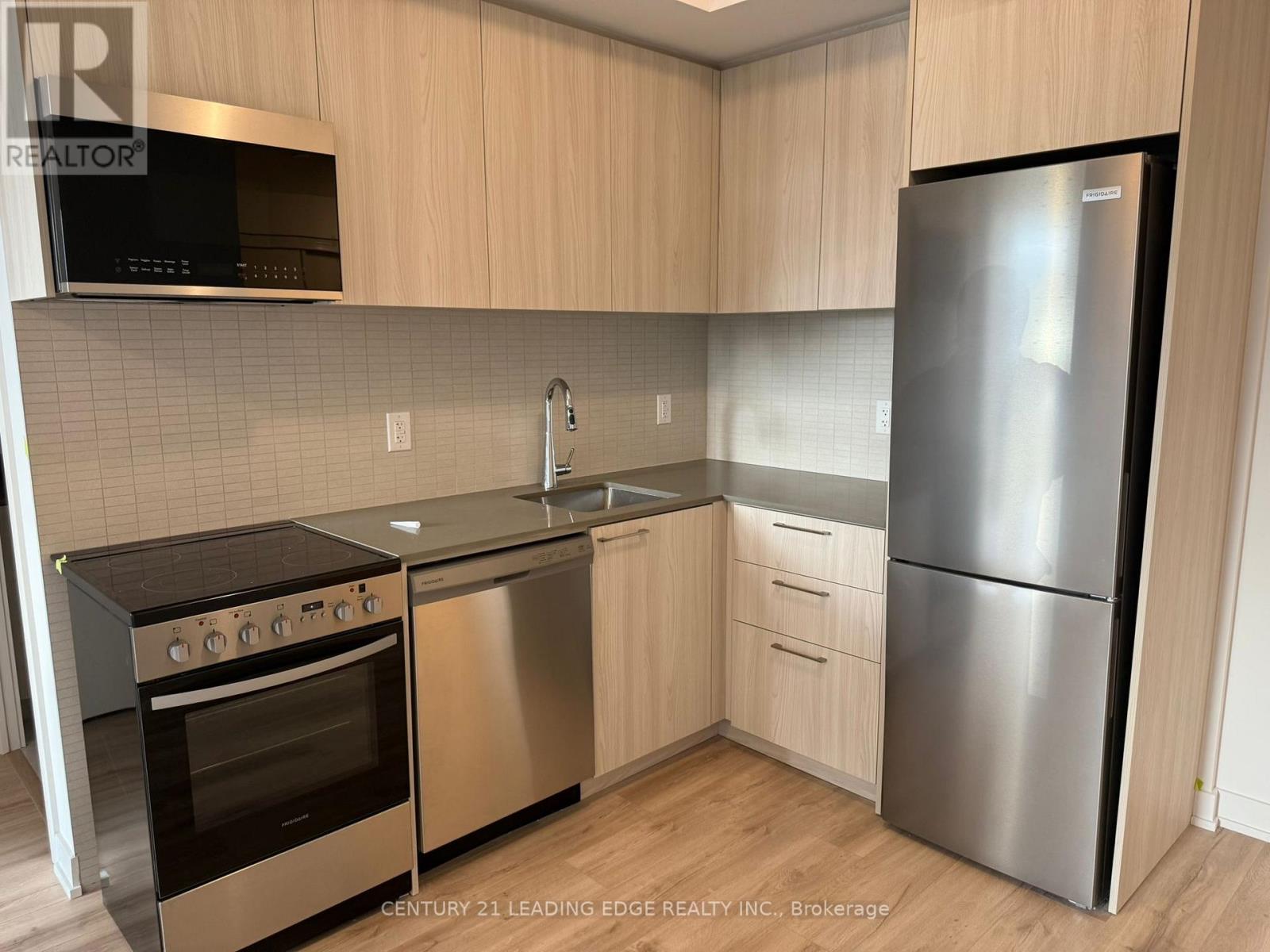 202 - 7437 Kingston Road, Toronto, Ontario M1B 5S3 - Photo 3 - E12582768