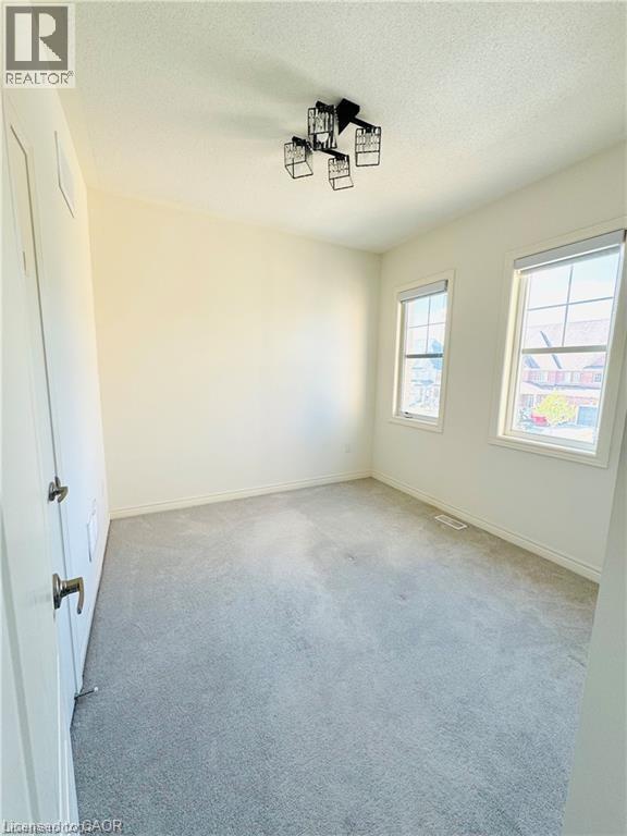 112 Skinner Road, Hamilton, Ontario L8B 1Y3 - Photo 3 - 40792313