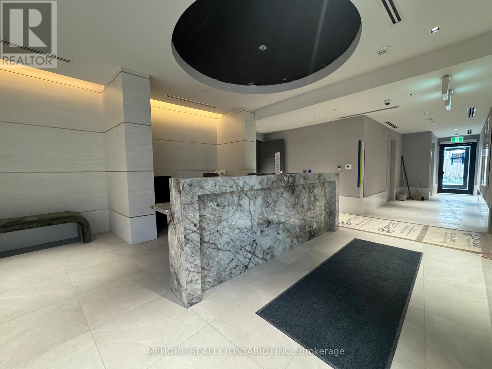 718 - 5858 Yonge Street, Toronto, Ontario M2M 3T3 - Photo 3 - C12607040