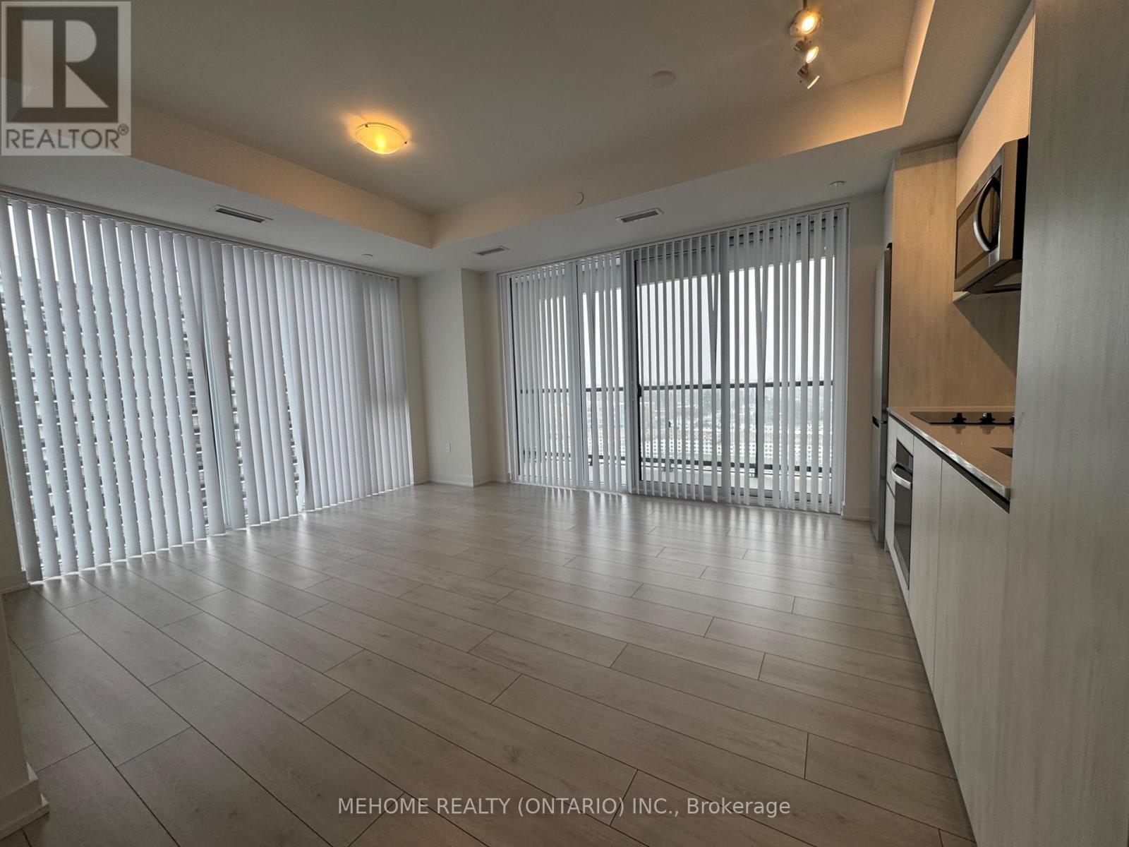 718 - 5858 Yonge Street, Toronto, Ontario M2M 3T3 - Photo 6 - C12607040