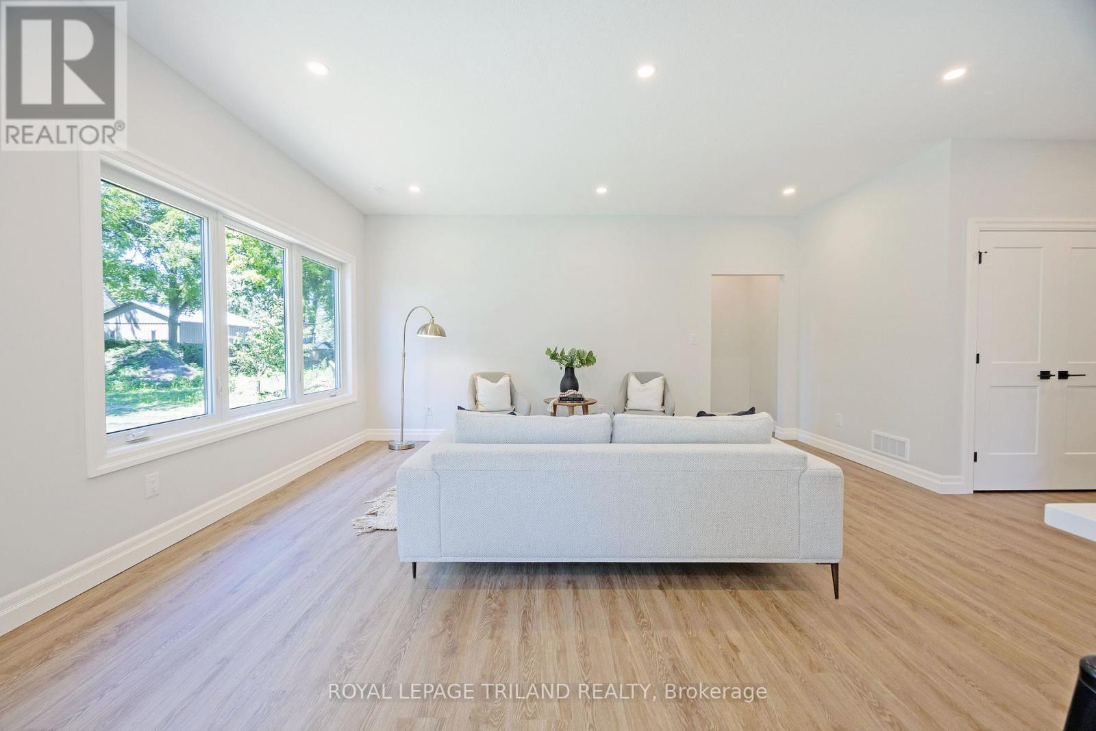 212 Nancy Street, Dutton/dunwich, Ontario N0L 1J0 - Photo 13 - X12571316