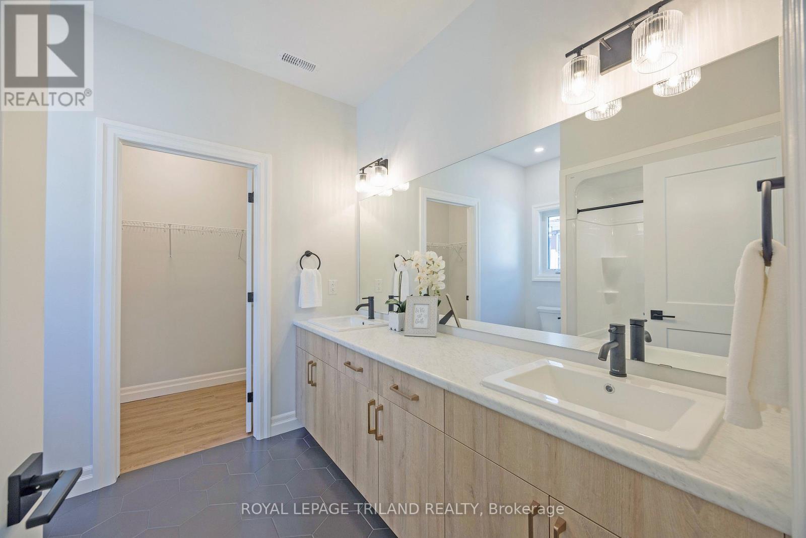 212 Nancy Street, Dutton/dunwich, Ontario N0L 1J0 - Photo 25 - X12571316