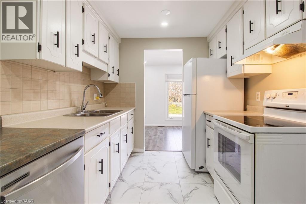 24 Tara Crescent Unit# Upper, Thorold, Ontario  L2V 4M1 - Photo 11 - 40792713