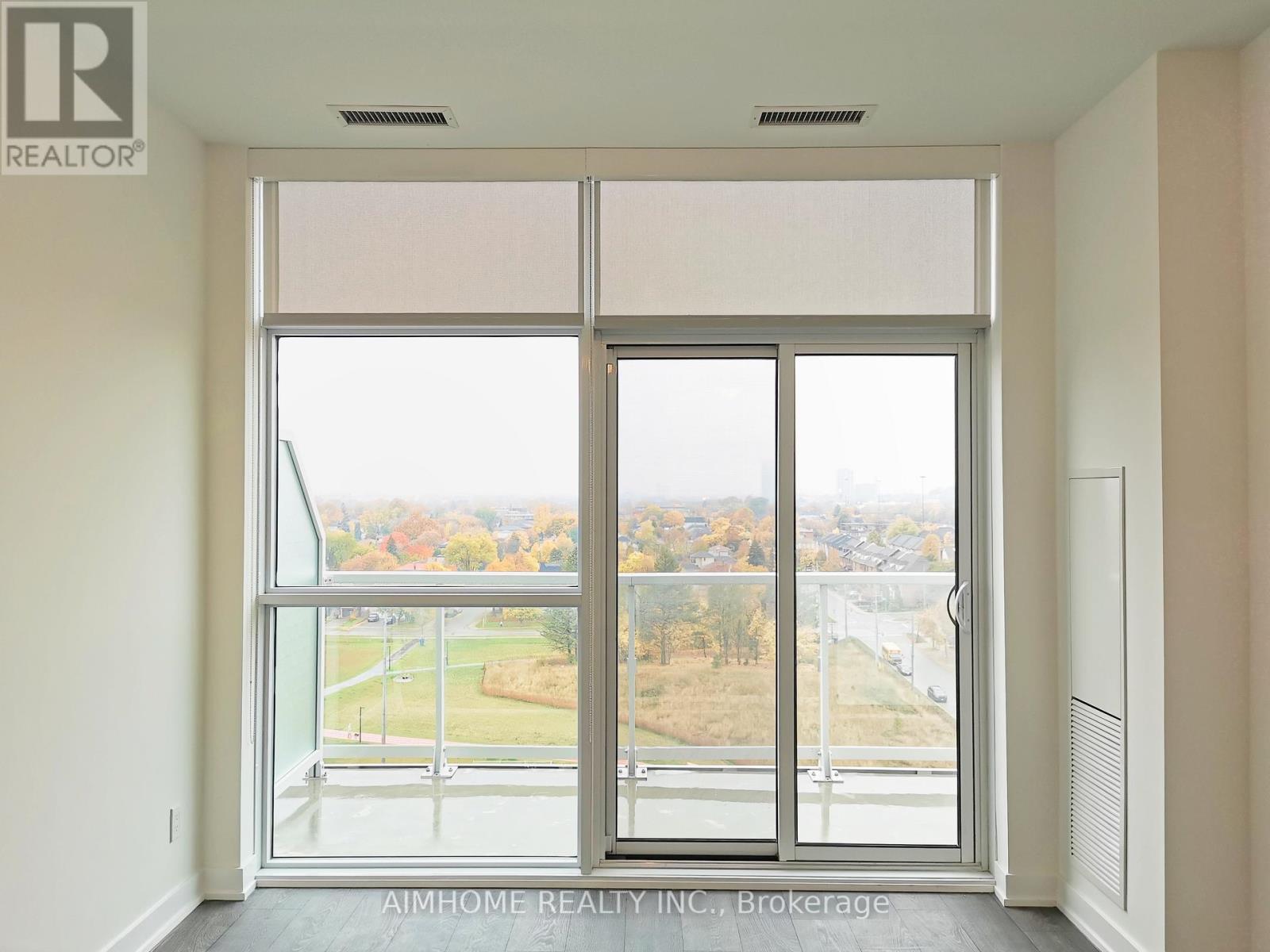 1120 - 251 Manitoba Street, Toronto, Ontario  M8Y 4G9 - Photo 8 - W12607036