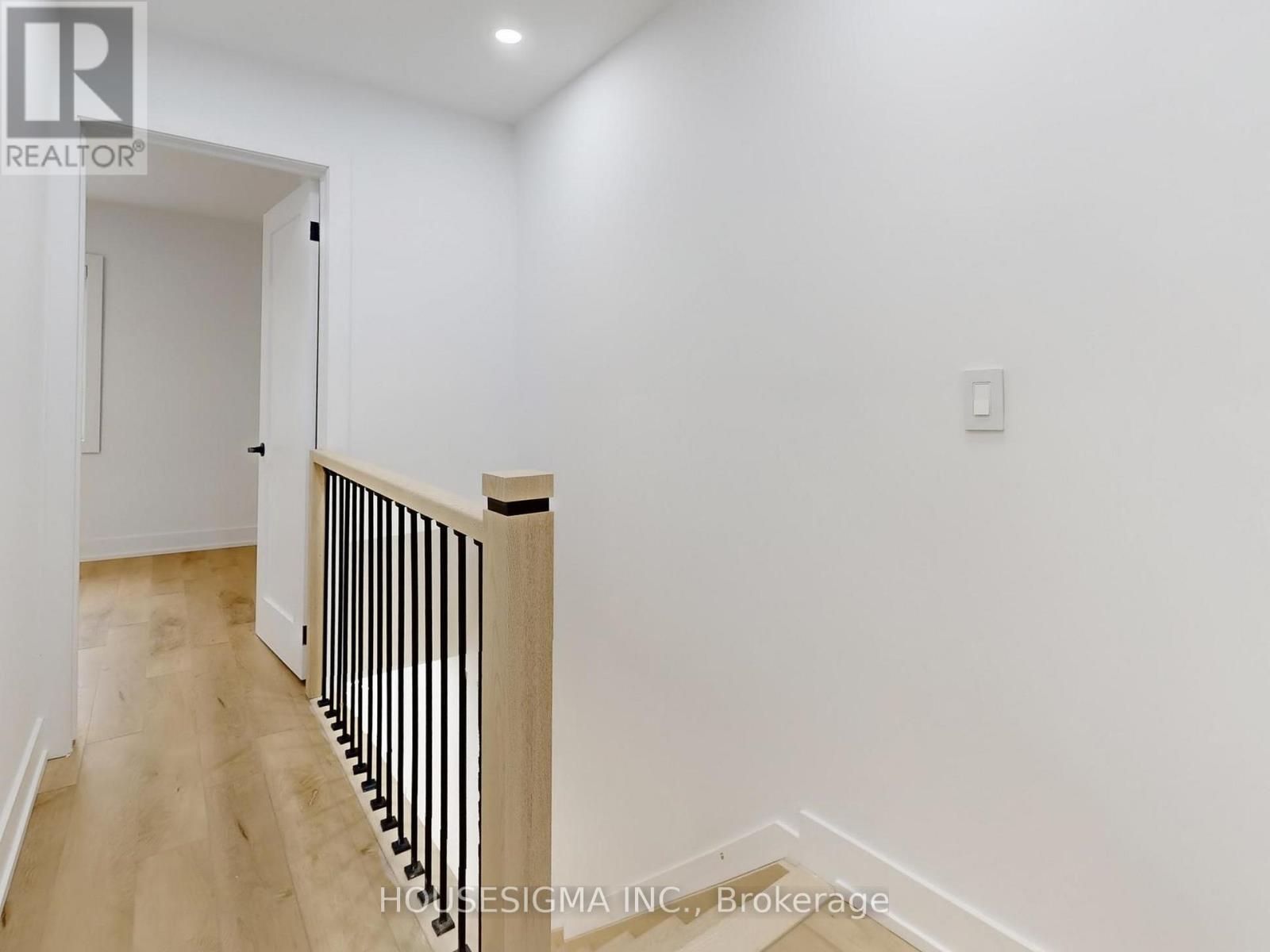 Main - 243 Windermere Avenue, Toronto, Ontario  M6S 3K4 - Photo 25 - W12607038