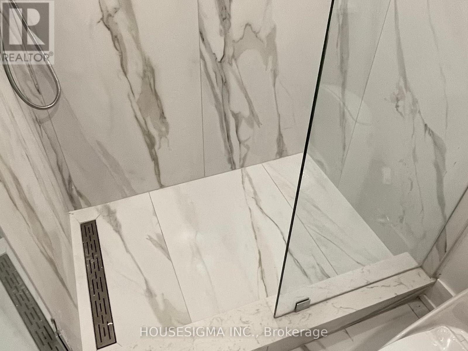 Main - 243 Windermere Avenue, Toronto, Ontario  M6S 3K4 - Photo 37 - W12607038