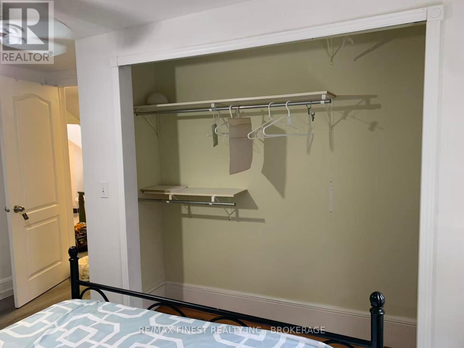 123 Bagot Street, Kingston, Ontario K7L 3E7 - Photo 9 - X12607056