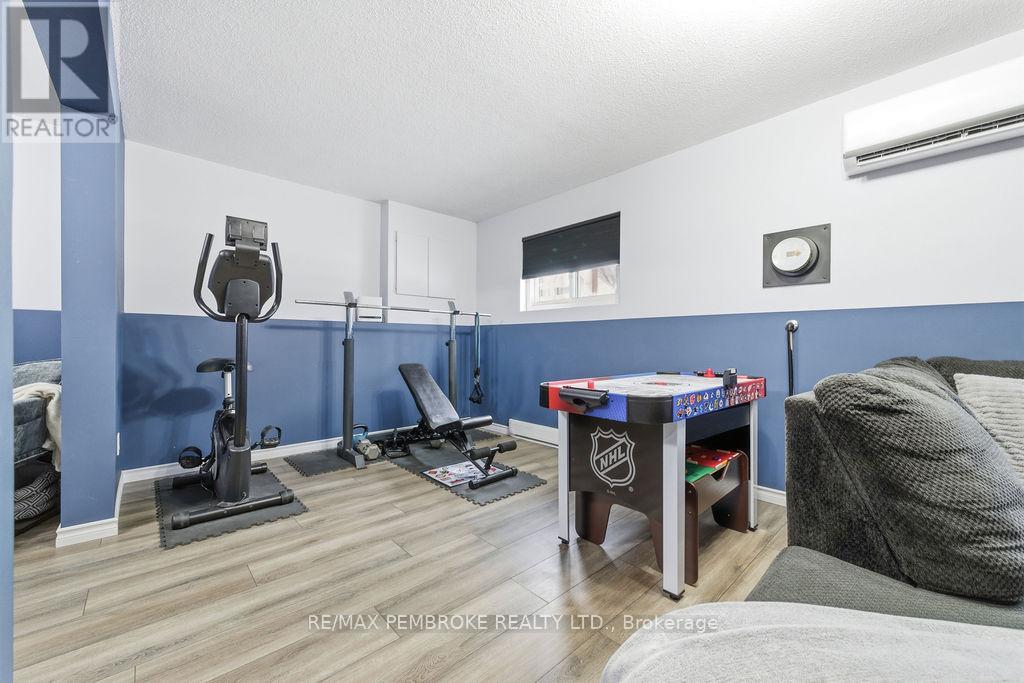 191 Cecil Street, Pembroke, Ontario K8A 8G7 - Photo 23 - X12607062