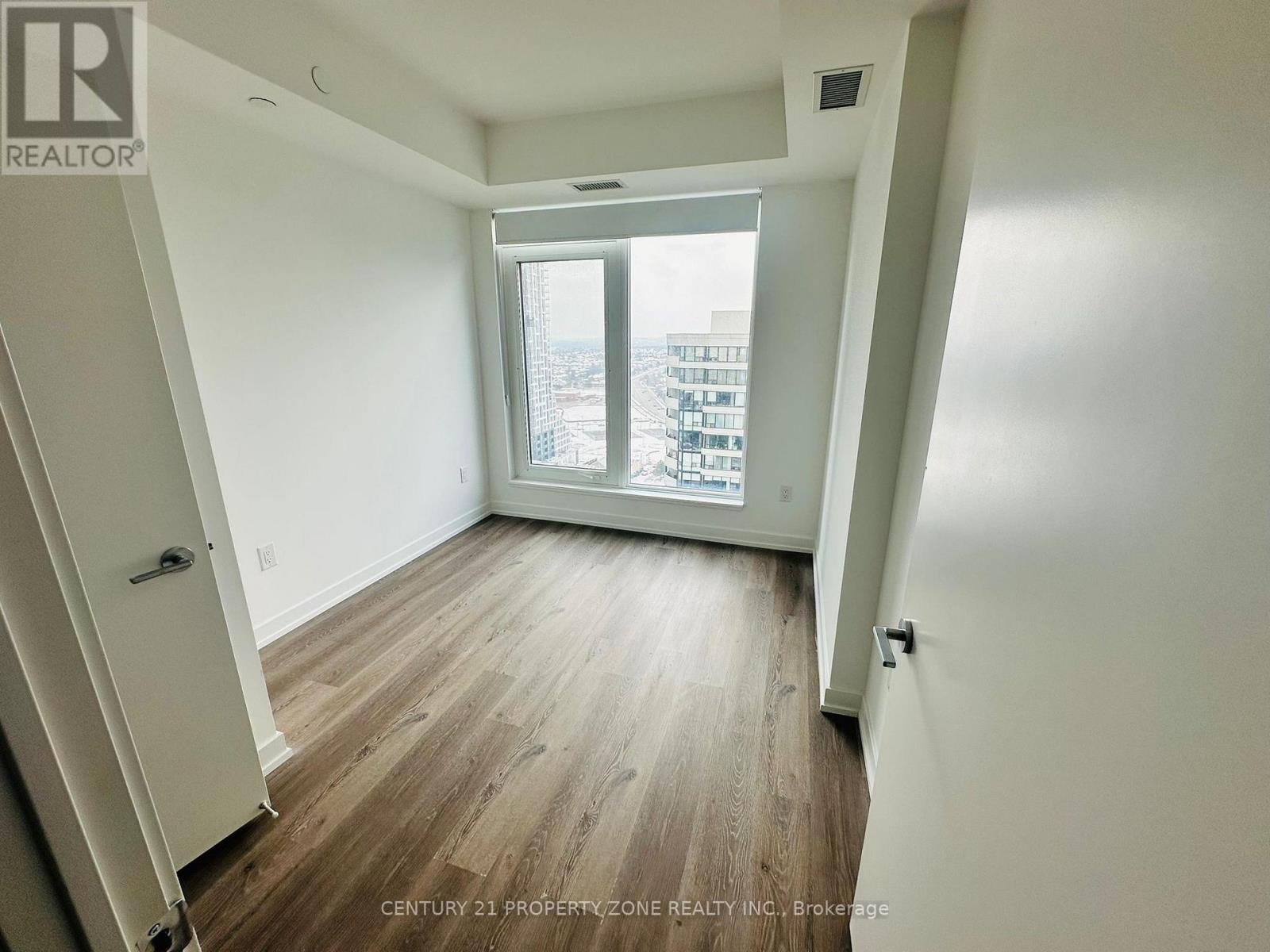 1910 - 395 Square One Drive, Mississauga (City Centre), Ontario  L5B 0P6 - Photo 8 - W12588144