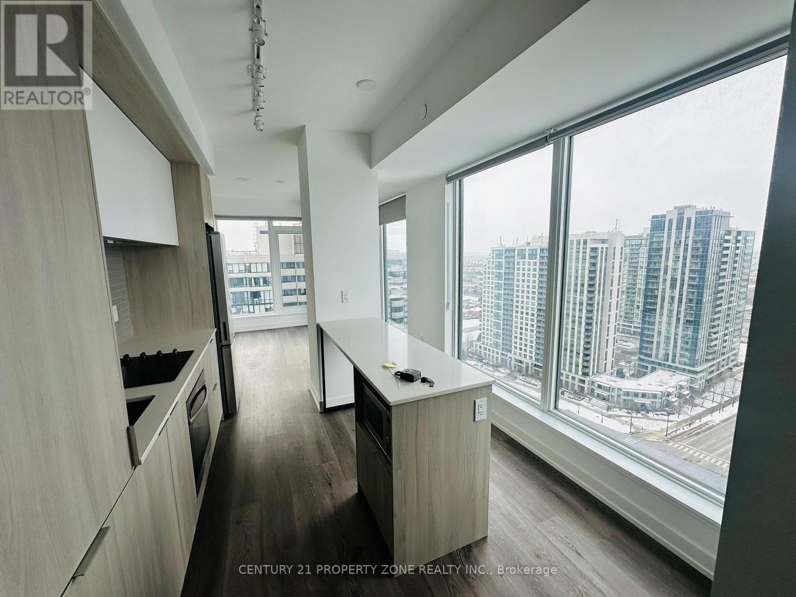 1910 - 395 Square One Drive, Mississauga (City Centre), Ontario  L5B 0P6 - Photo 12 - W12588144