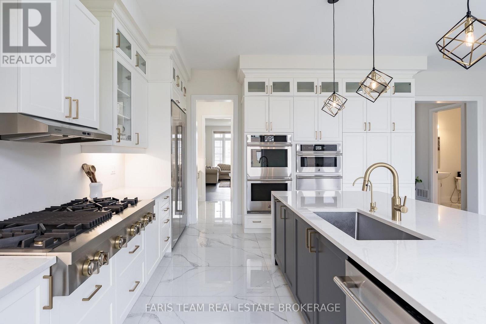 24 Magnolia Avenue, Adjala-Tosorontio, Ontario  L0G 1W0 - Photo 9 - N12581012