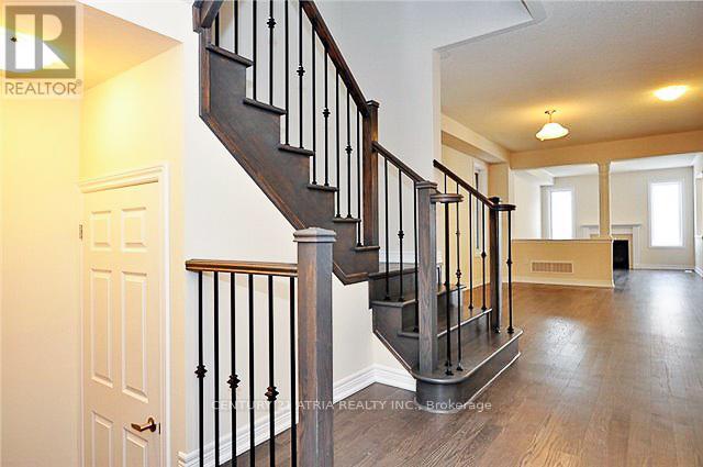 4 APPLEGATE DRIVE, East Gwillimbury, Ontario