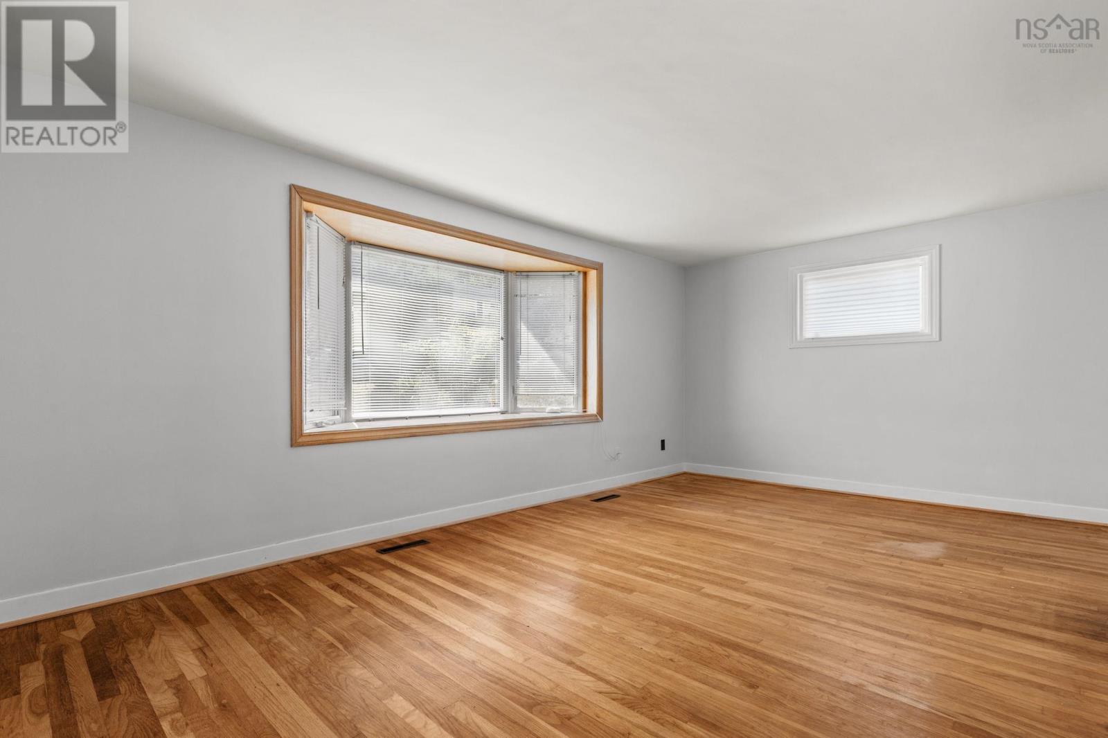 13 Glenmont Avenue, Bedford, Nova Scotia  B4A 1H1 - Photo 3 - 202520770