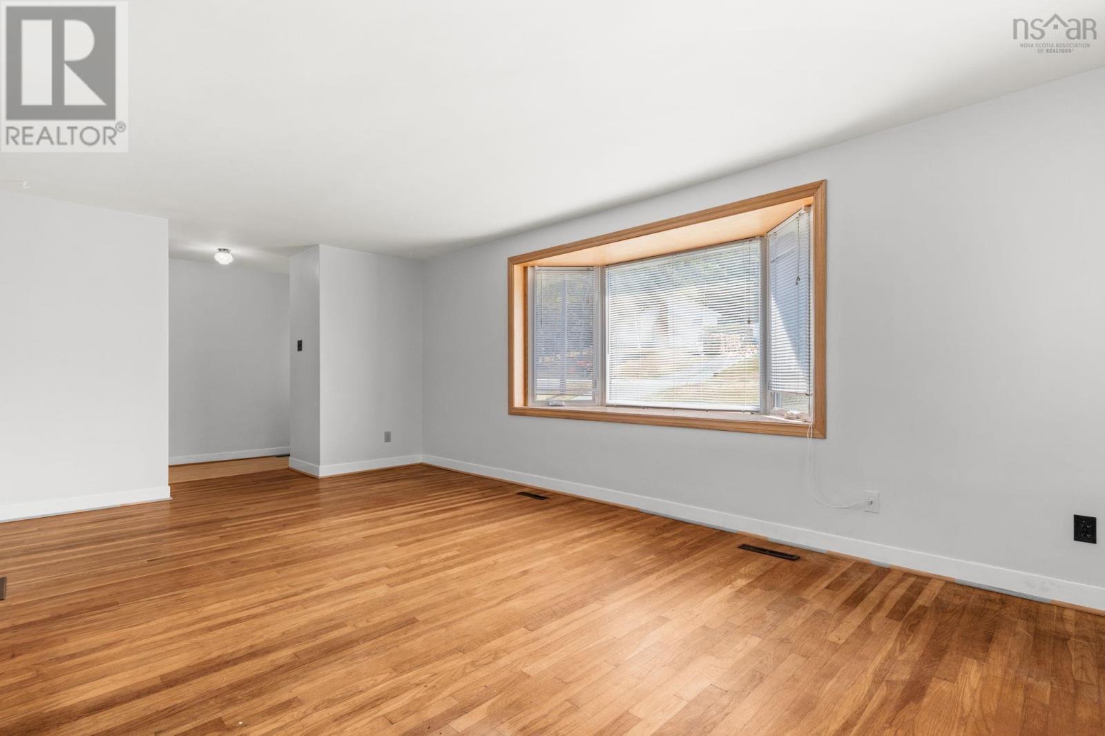 13 Glenmont Avenue, Bedford, Nova Scotia  B4A 1H1 - Photo 6 - 202520770