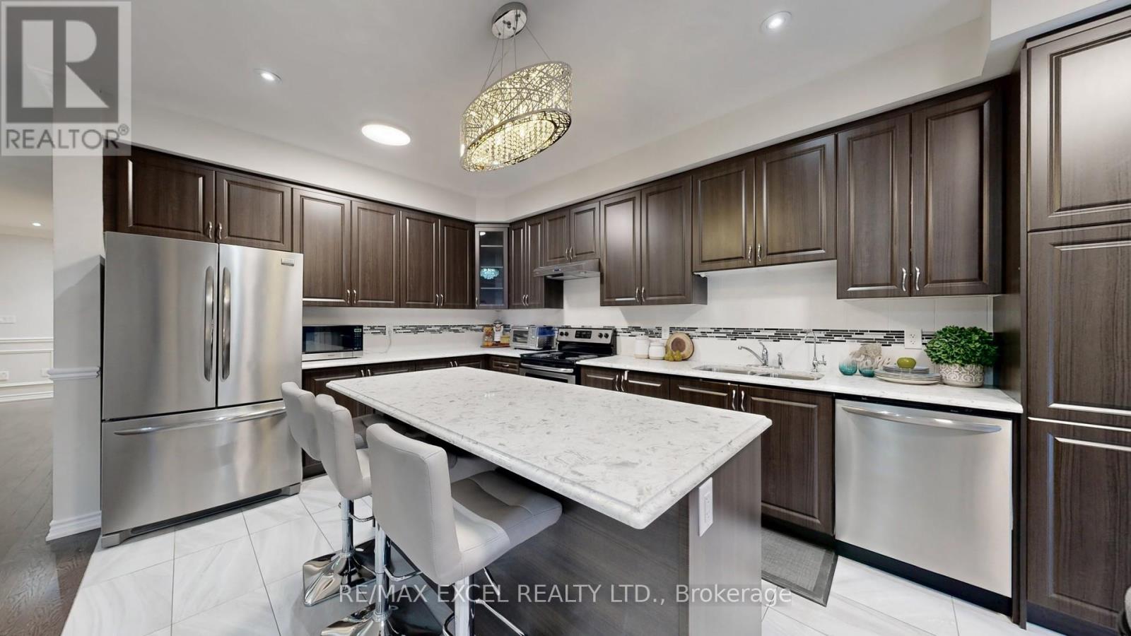 173 Helen Avenue, Markham, Ontario  L3R 1J6 - Photo 16 - N12597294