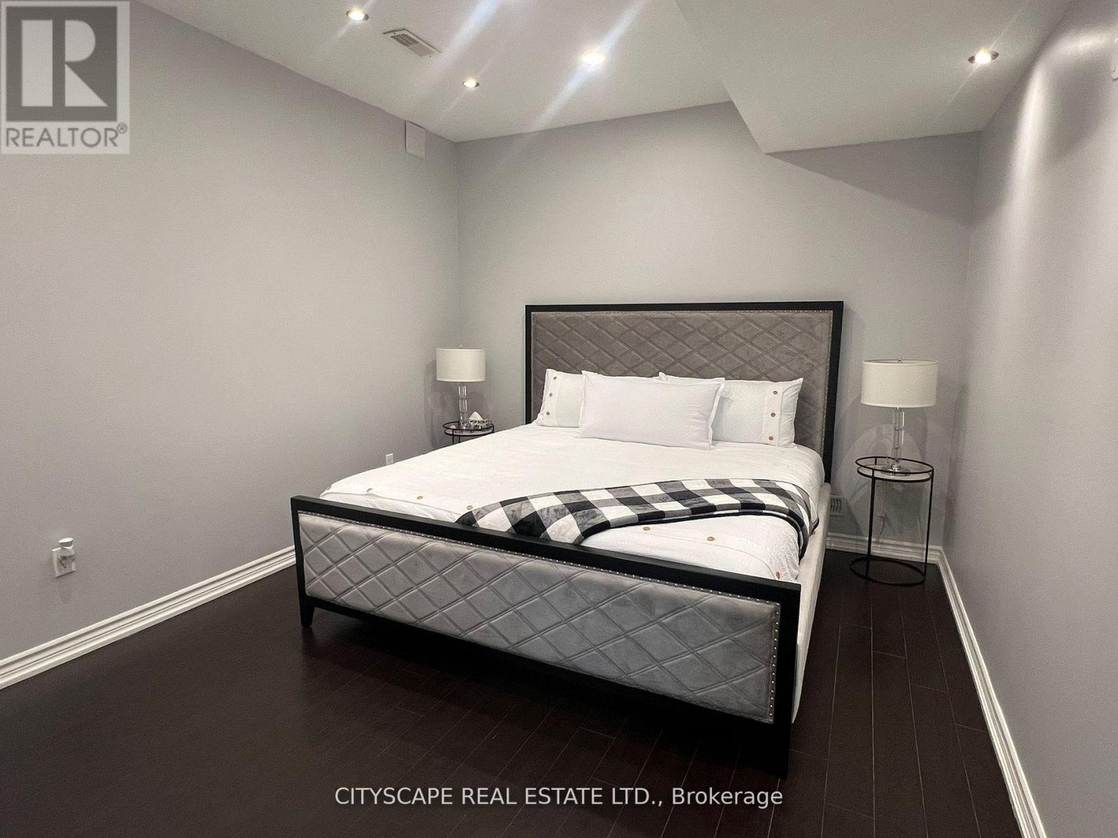 3274 Erin Centre Boulevard, Mississauga, Ontario  L5M 0K9 - Photo 28 - W12542986