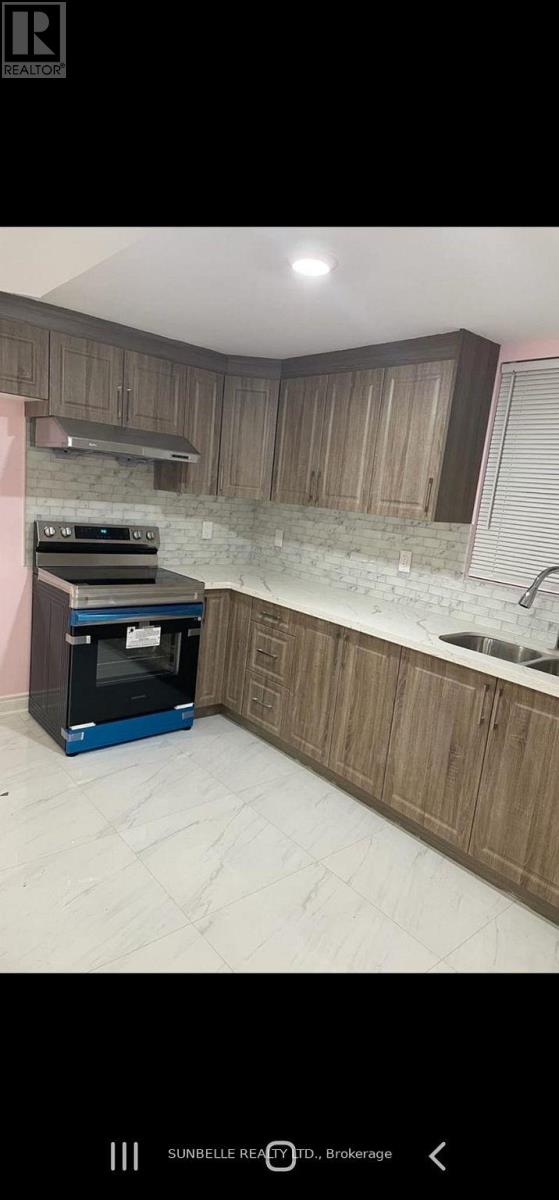 Upper Levels - 12 Polstar Road, Brampton, Ontario  L7A 4H1 - Photo 6 - W12597996