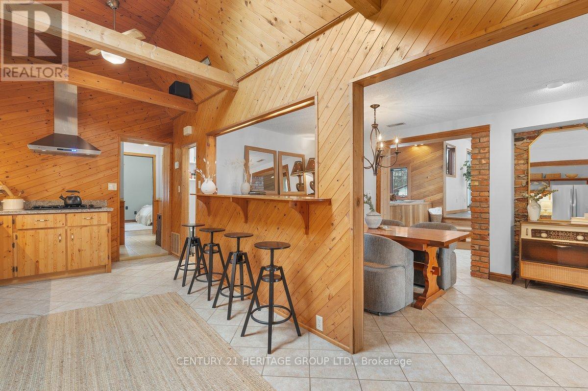 70 Home Street, Hamilton, Ontario  L9H 5W3 - Photo 23 - X12607052