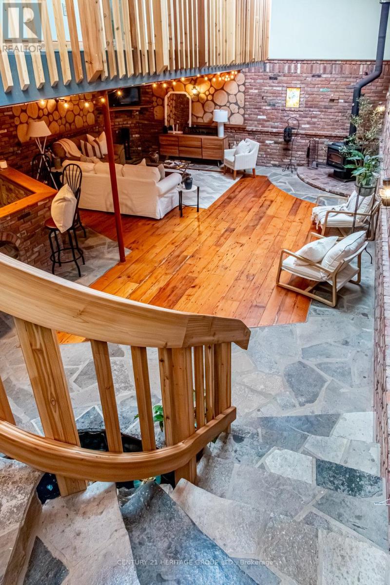 70 Home Street, Hamilton, Ontario  L9H 5W3 - Photo 35 - X12607052