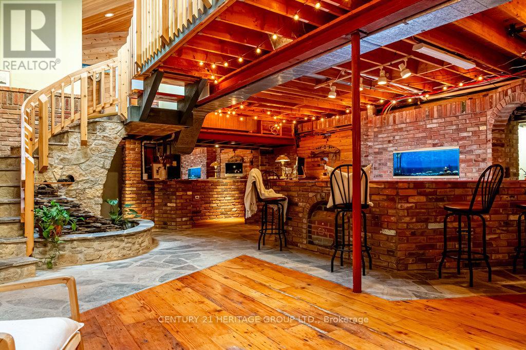 70 Home Street, Hamilton, Ontario  L9H 5W3 - Photo 40 - X12607052