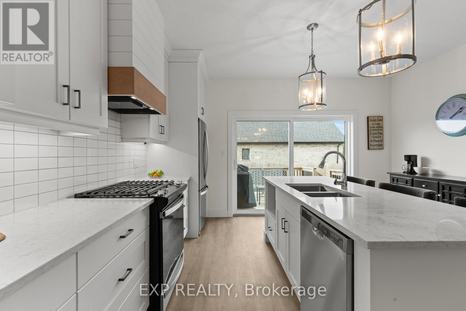 31 - 744 Nelson Street W, Norfolk, Ontario  N0A 1N0 - Photo 15 - X12607058