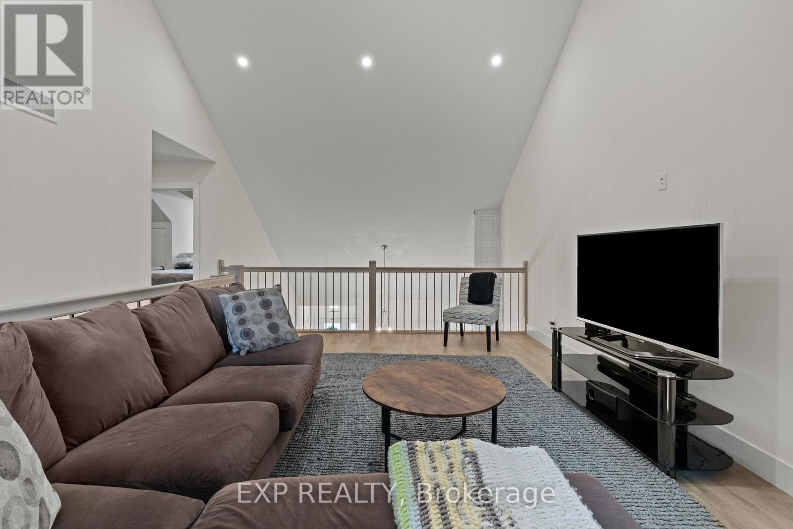 31 - 744 Nelson Street W, Norfolk, Ontario  N0A 1N0 - Photo 28 - X12607058