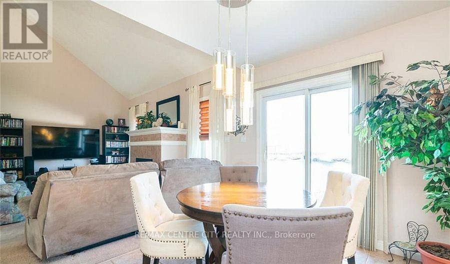 79 Donker Drive, St. Thomas, Ontario N5P 4L2 - Photo 11 - X12607070