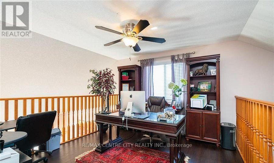 79 Donker Drive, St. Thomas, Ontario N5P 4L2 - Photo 8 - X12607070