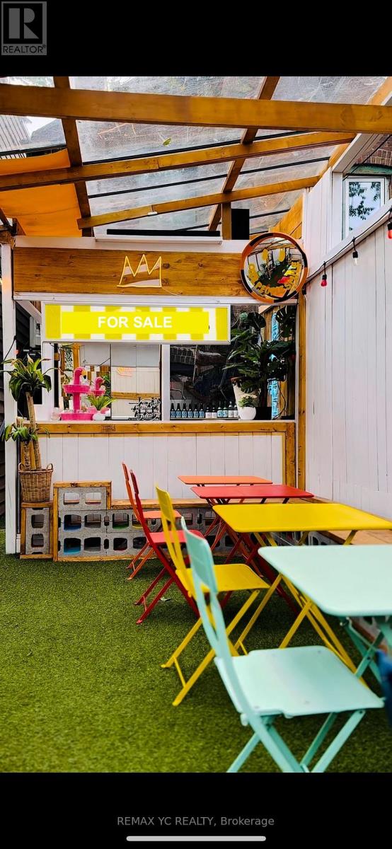 811 Queen Street W, Toronto, Ontario  M6J 1G1 - Photo 3 - C12599280