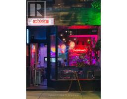 811 QUEEN STREET W, Toronto, Ontario