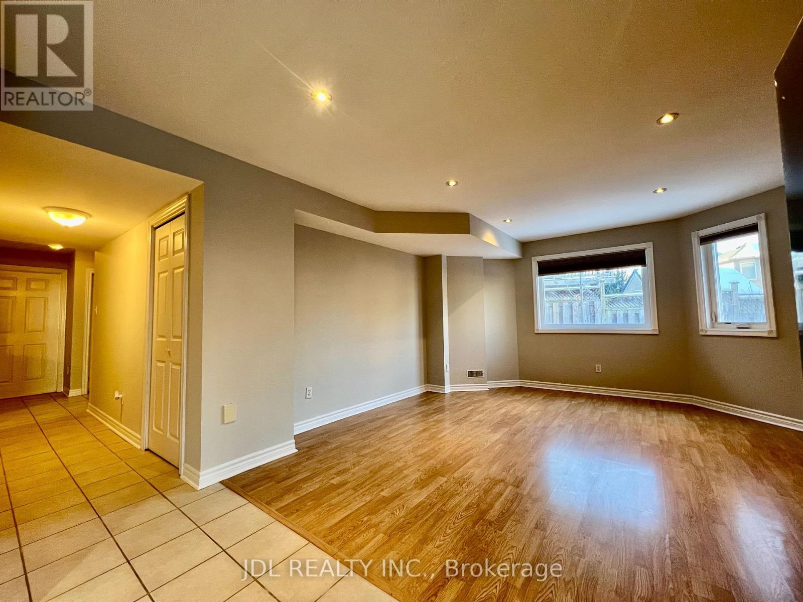 Walkout Basement Only - 72 Fortune Crescent, Richmond Hill, Ontario  L4S 1T5 - Photo 13 - N12603338