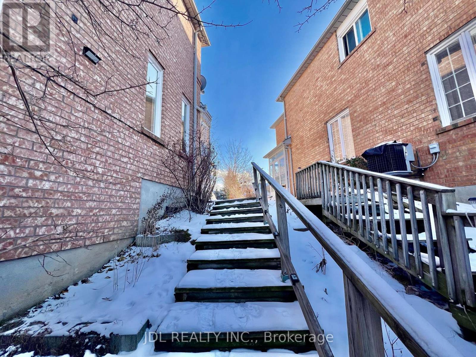 Walkout Basement Only - 72 Fortune Crescent, Richmond Hill, Ontario  L4S 1T5 - Photo 3 - N12603338