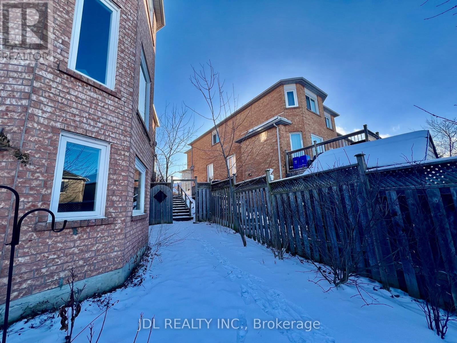 Walkout Basement Only - 72 Fortune Crescent, Richmond Hill, Ontario  L4S 1T5 - Photo 5 - N12603338