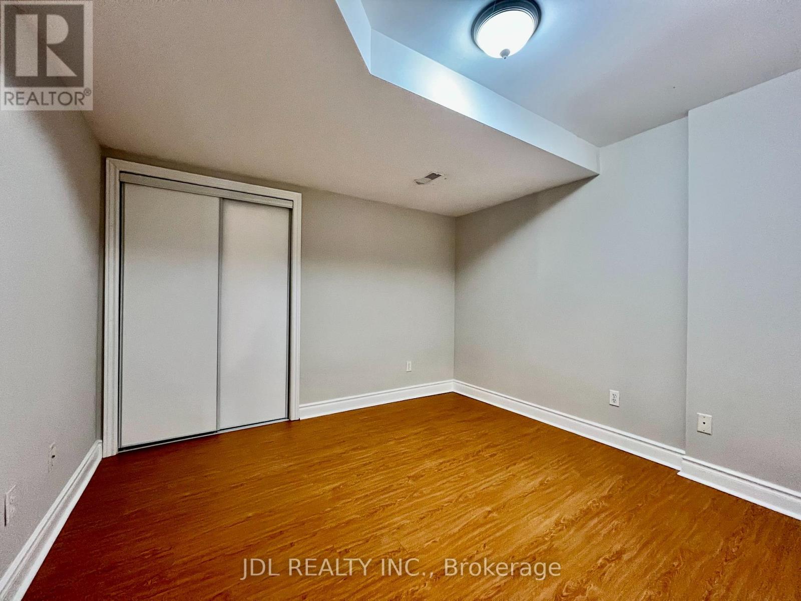 Walkout Basement Only - 72 Fortune Crescent, Richmond Hill, Ontario  L4S 1T5 - Photo 7 - N12603338