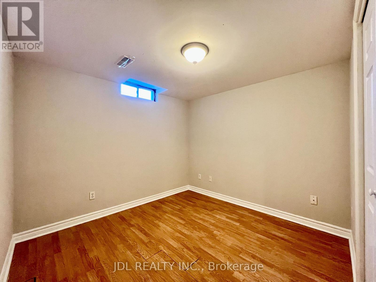 Walkout Basement Only - 72 Fortune Crescent, Richmond Hill, Ontario  L4S 1T5 - Photo 8 - N12603338