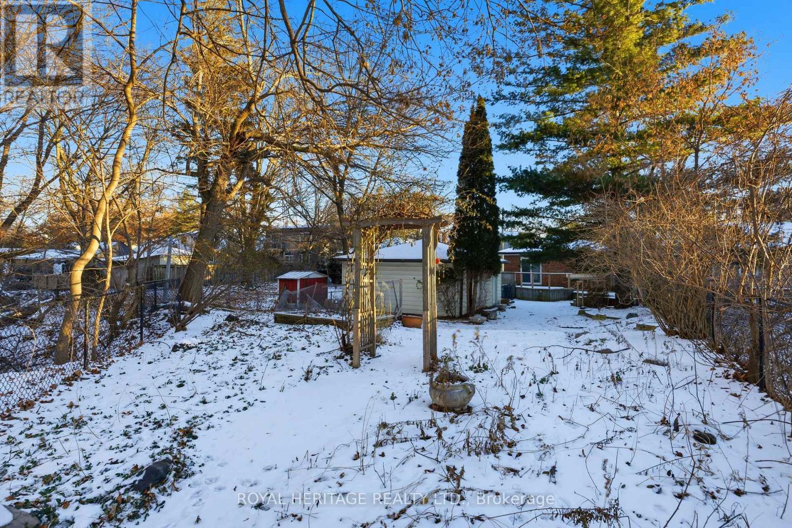 32 Beath Street, Toronto, Ontario  M1E 3J3 - Photo 39 - E12607108