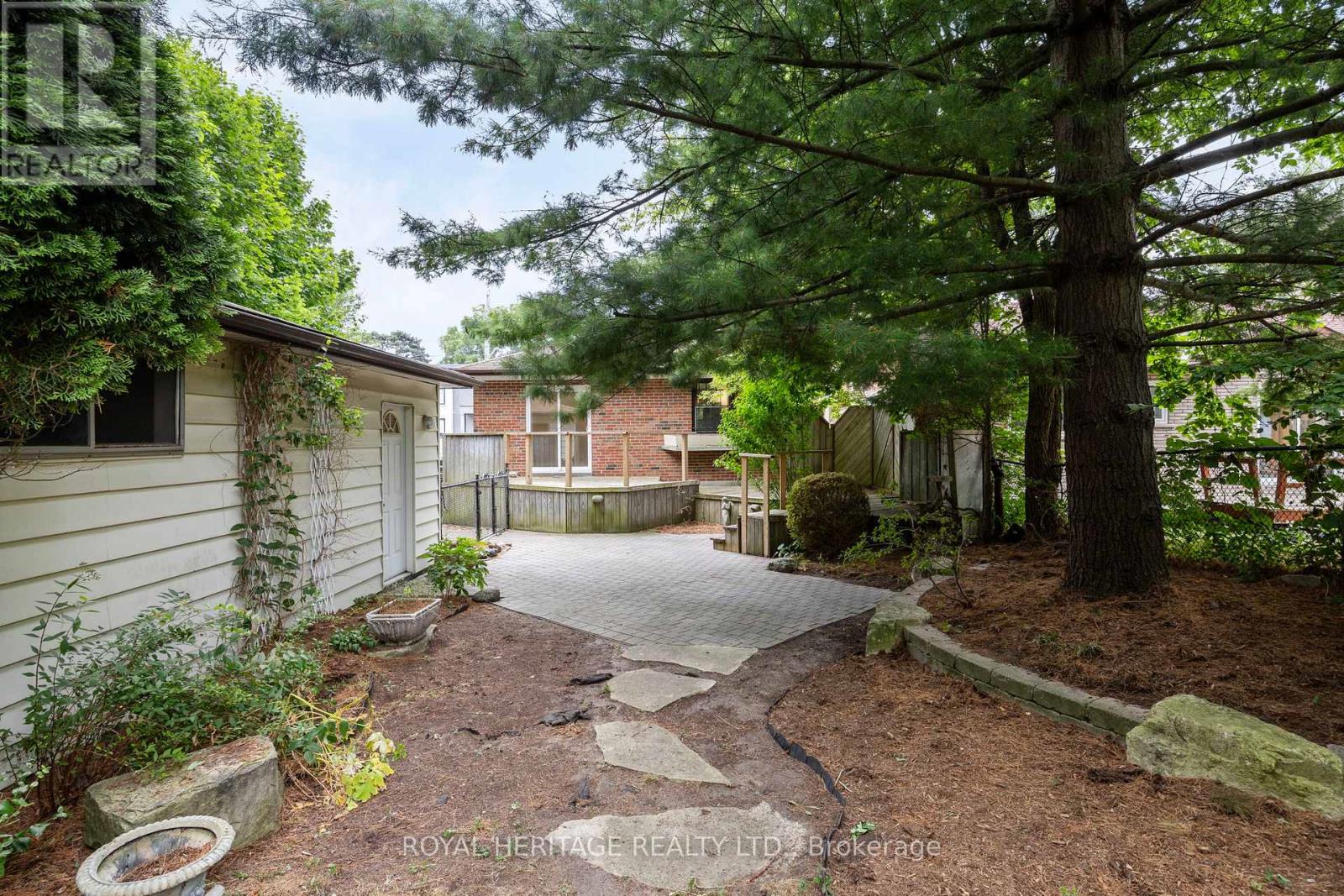 32 Beath Street, Toronto, Ontario  M1E 3J3 - Photo 46 - E12607108